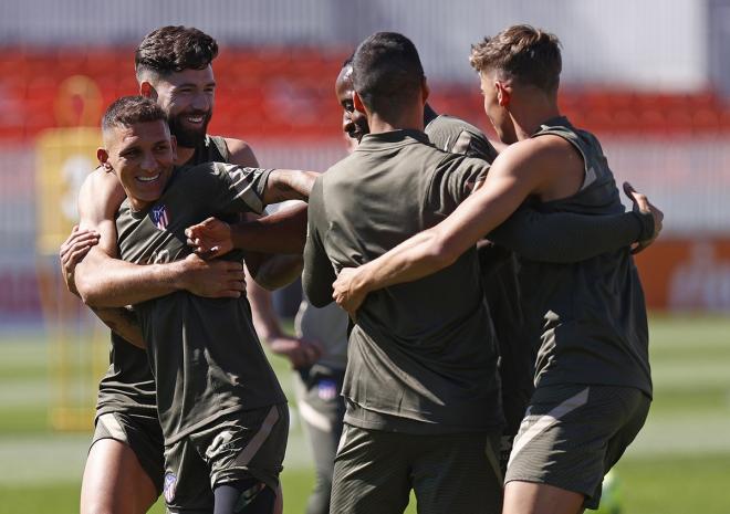 Entrenamiento del Atlético (FOTO: @Atleti).