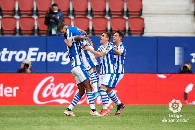 Los jugadores de la Real Sociedad celebran el gol ante el Osasuna (Foto: LaLiga).