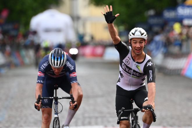 Victoria de Campenaerts en el Giro de Italia (FOTO: @giroditalia).