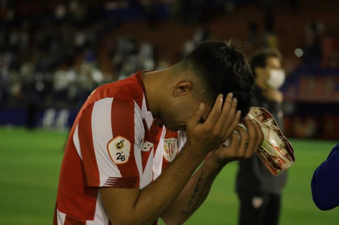 La tristeza del Bilbao Athletic tras caer en la final ante el Burgos CF (Foto: Athletic Club).