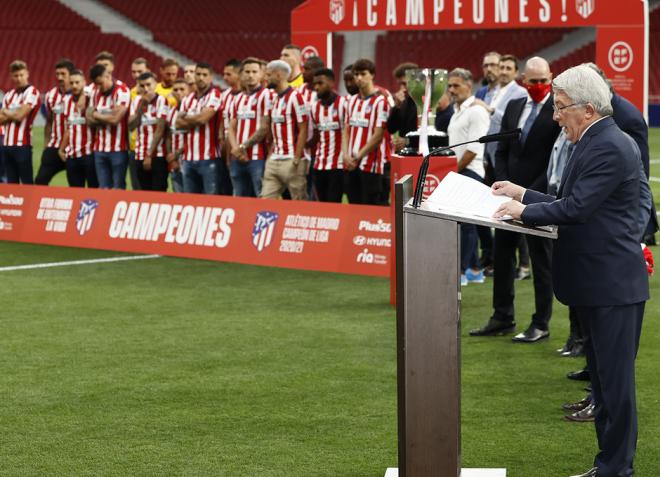 Cerezo da su discurso en el Metropolitano tras conquistar LaLiga Santander el Atlético de Madrid (