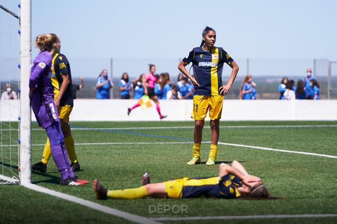 Las jugadoras del Dépor ABANCA tras perder en Huelva (Foto: RCD).