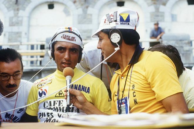 Guy Roger (izquierda), cubriendo un Tour de Francia.