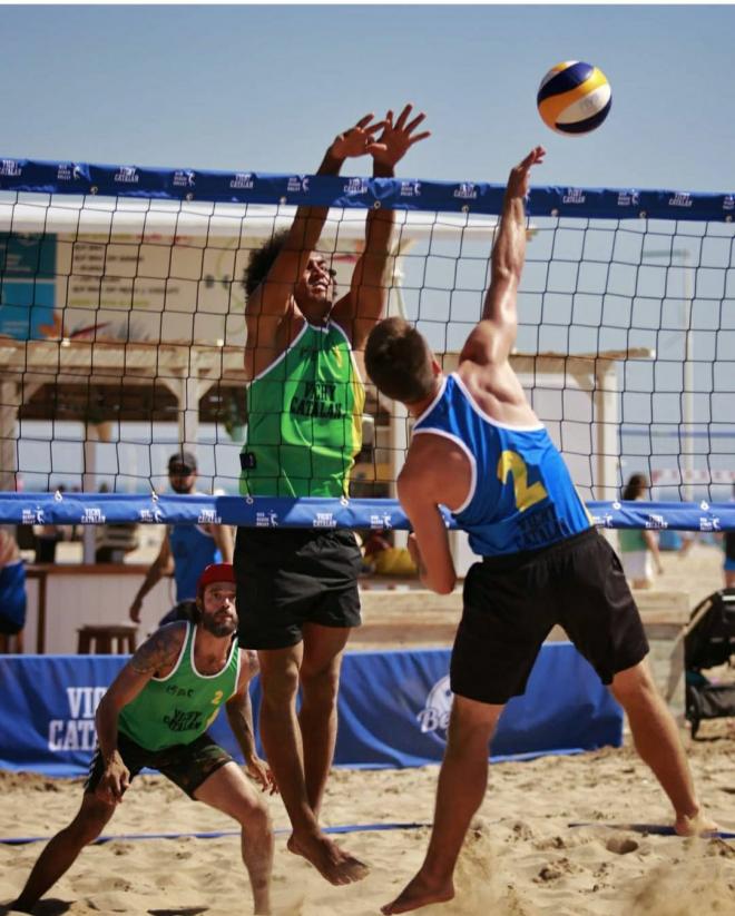 Ya hay campeones de la 1º prueba del Circuito ‘Vichy Catalan’ Mediterranean Beach Volley