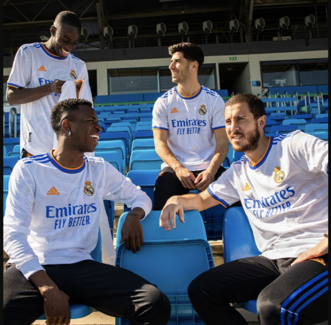 Mendy, Asensio, Vinícius y Hazard, con la camiseta del Real Madrid 21/22.