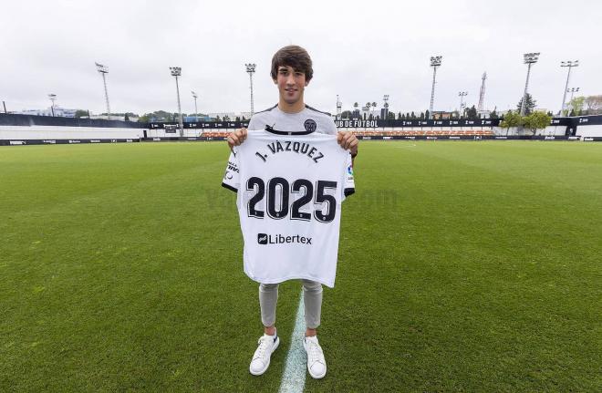 Jesús Vázquez renueva hasta 2025