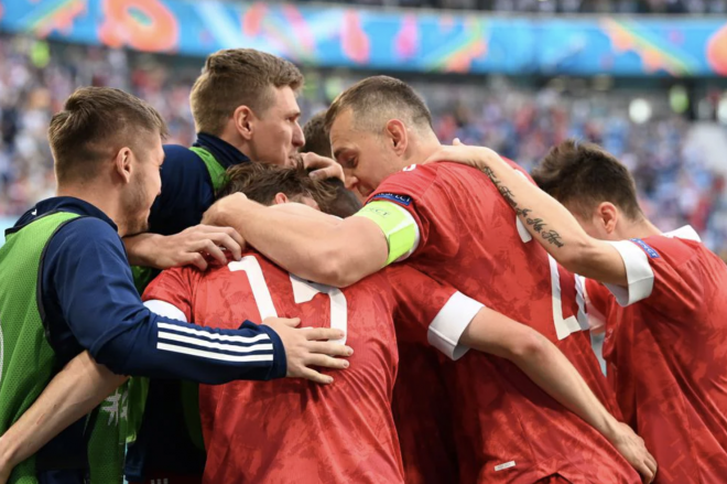 Rusia celebra el gol ante Finlandia. (Foto: UEFA)