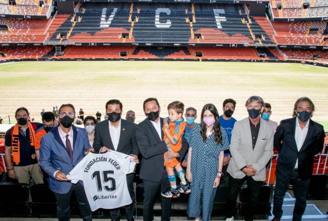 El Valencia pone cara a las enfermedades raras (Foto: Valencia CF)