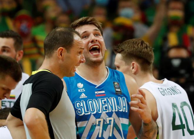 Doncic, en el Lituania-Eslovenia (FOTO: EFE).