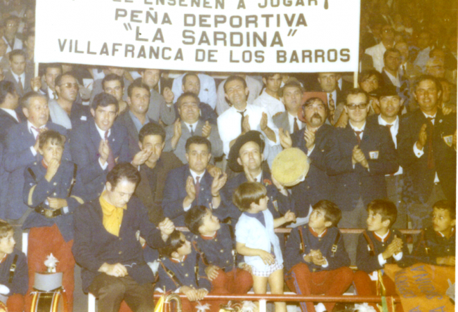 Imagen vintage de la Peña Deportiva La Sardina-Villafranca de los Barros del Athletic Club.