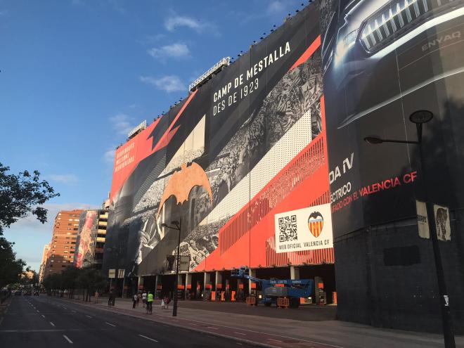 Facha de Mestalla ya depurada