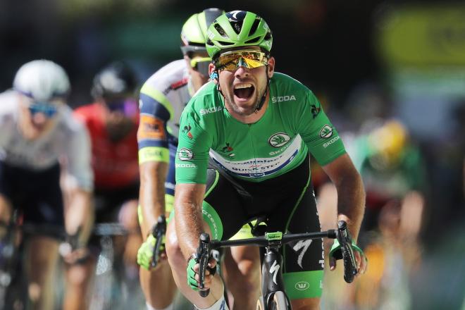 Mark Cavendish celebra su triunfo en la 13ª etapa del Tour (Foto: EFE).