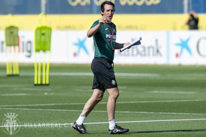 Unai Emery, en el primer entrenamiento del Villarreal en pretemporada (Foto: VCF).