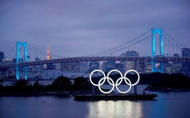 Los cinco anillos de los Juegos Olímpicos en Tokio (Foto: EFE).