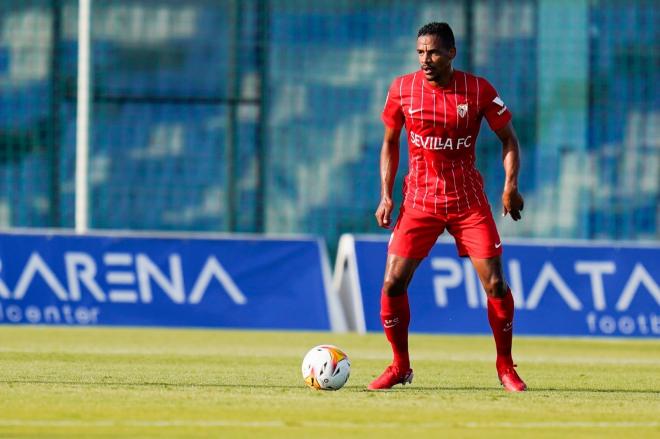 Fernando, durante el Sevilla-Coventry.