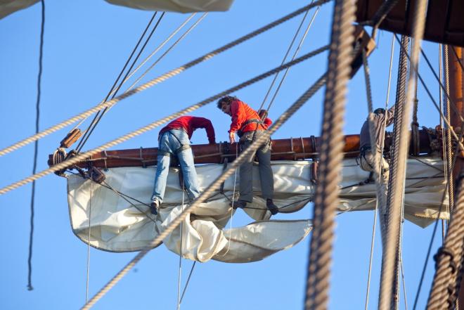 La Fundación Nao Victoria ofrece hasta 45 travesías diferentes en barcos tradicionales de vela 