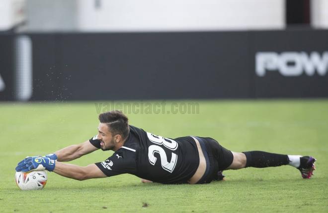 Giorgi ante el Atromitos (Foto: Valencia CF)