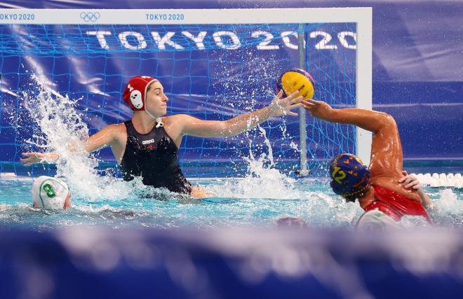 España venció a Sudáfrica en su debut en waterpolo femenino (Foto: EFE).
