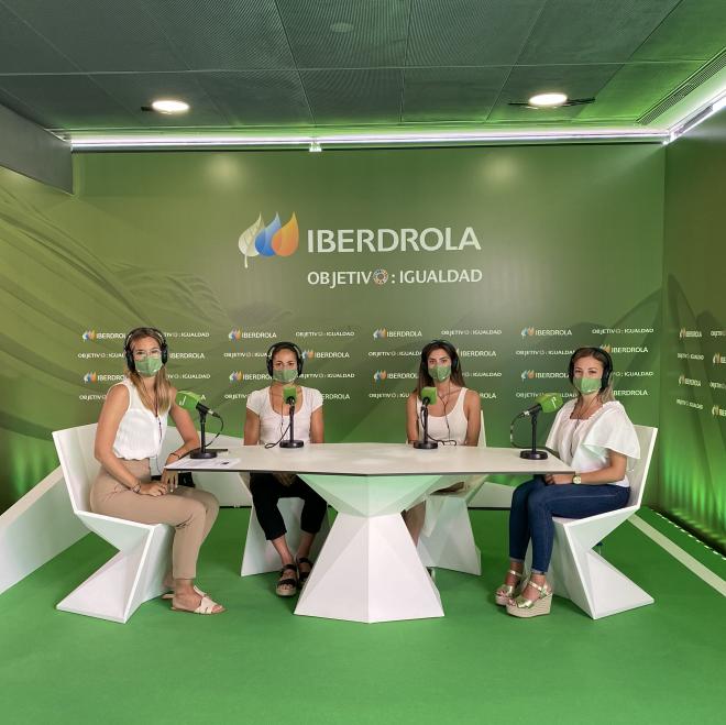Sara Pérez Sala, Sandra Aguilar y Lidia Rodríguez, en el programa de Iberdrola 'Juntas hasta el p