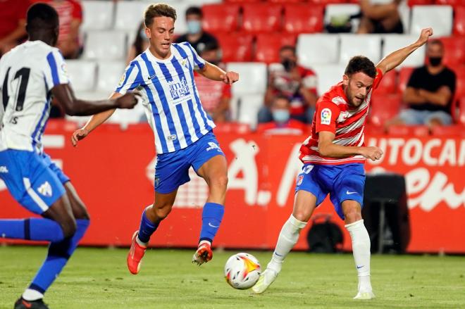 Lance del amistoso Granada-Málaga (Foto: GCF).