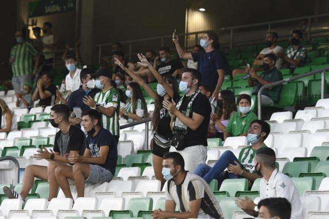 Sanidad ampliará el límite de aficionados en los estadios (Foto: Kiko Hurtado).