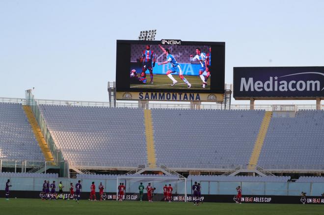 Homenaje a Dani Jarque durante el Espanyol-Fiorentina de pretemporada (Foto: RCDE).