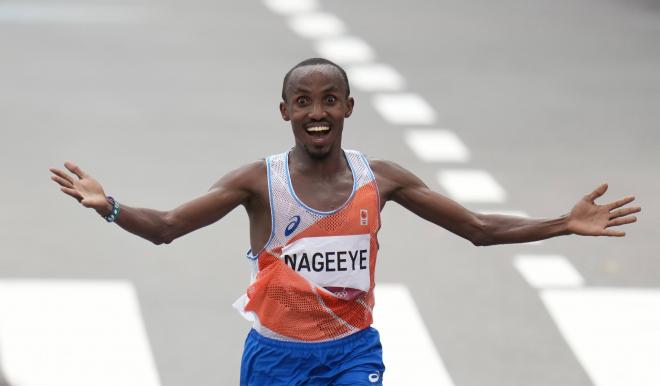 Abdi Nageeye, medalla de plata en el maratón masculino de Tokio 2020 (Foto: Cordon Press).