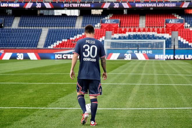 Leo Messi, con la camiseta del PSG (Foto: PSG).