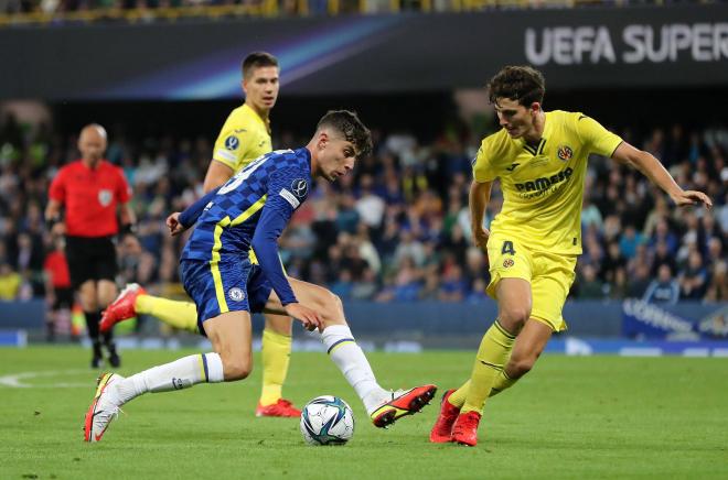 Emery alineó de inicio a Pau Torres ante el Chelsea (Foto: Cordon Press).