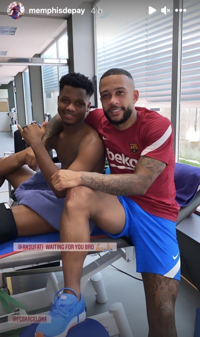 Ansu Fati y Depay, en las insdel Barça (Foto: Instagram).