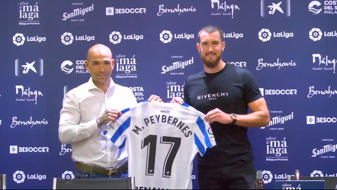 Peybernes posa junto a Manolo Gaspar en su presentación con el Málaga.