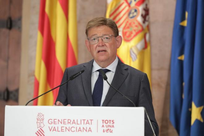 Ximo Puig comparece en rueda de prensa. (Foto: GVA)