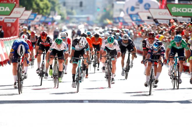 Philipsen se lleva la segunda etapa de la Vuelta a España 2021.