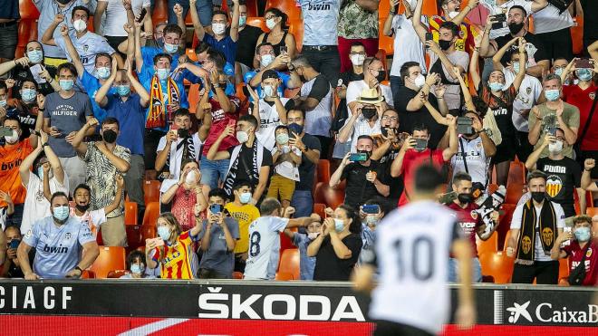 Abonados en Mestalla en el Valencia-Getafe (Foto: Valencia CF)