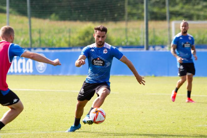 Carlos Doncel entrenando en Abegondo (Foto: RCD).