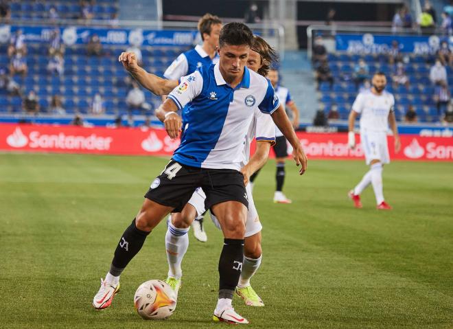 Manu García, en el Alavés-Real Madrid (Foto: Cordon Press).