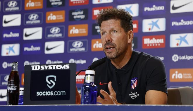 Simeone, en rueda de prensa (Foto: ATM).