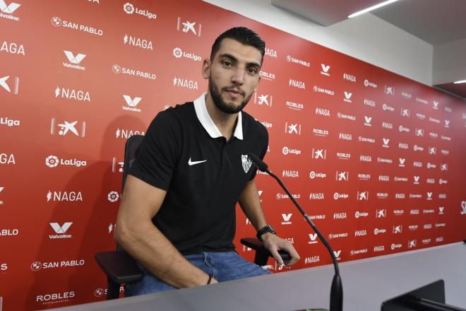 Rafa Mir, en su presentación con el Sevilla FC (Foto: Kiko Hurtado).