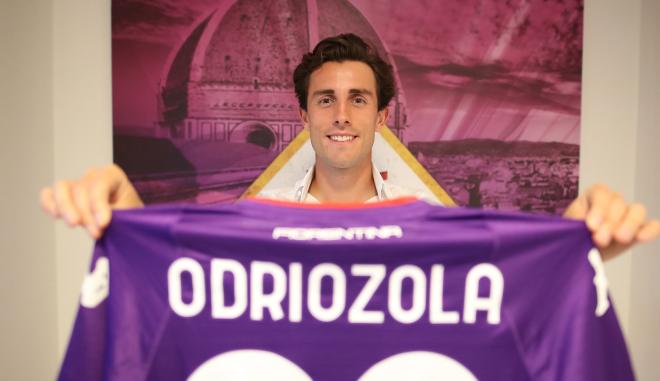 Álvaro Odriozola, cedido a la Fiorentina por el Real Madrid (Foto: ACFF).