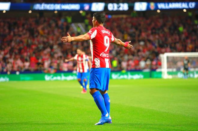 Protesta de Luis Suárez durante el Atlético de Madrid-Villarreal (Foto: Cordon Press).