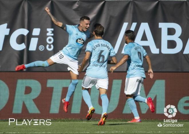 Aspas celebra junto a Denis y Nolito su gol ante el Atlético (Foto: LaLiga).