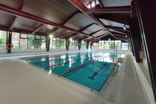 Se ha reabierto la piscina cubierta del Polideportivo de Deusto.