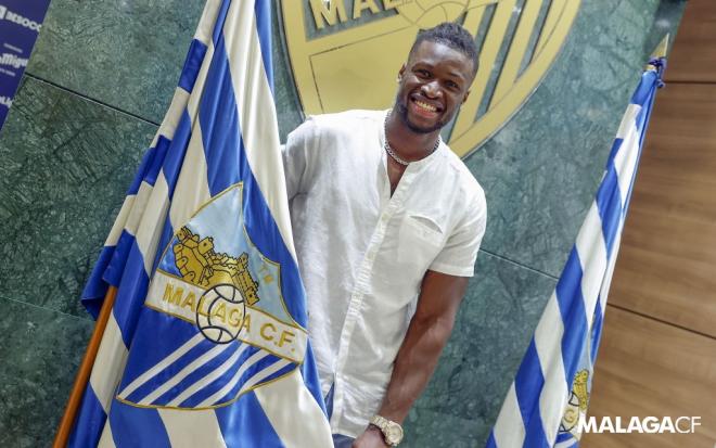 Sekou Gassama, en su presentación con el Málaga (Foto: MCF).