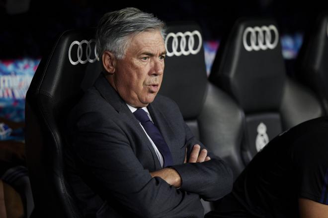 Carlo Ancelotti, durante el Real Madrid-Celta en el Bernabéu (Foto: Cordon Press).