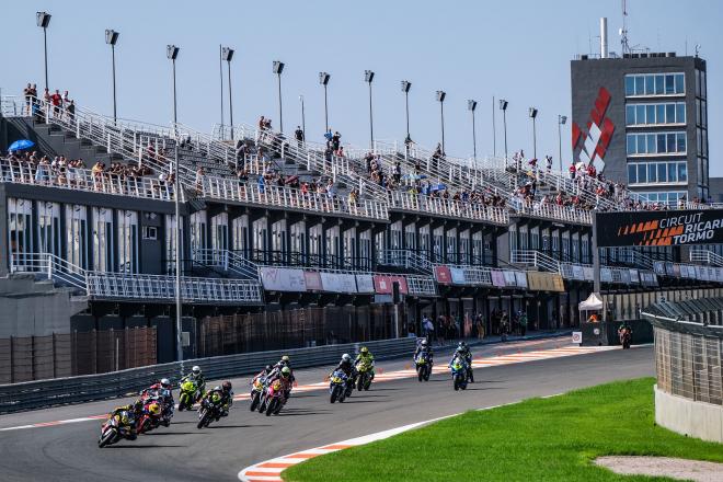 Día completo de carreras con el CIV en el Circuit Ricardo Tormo