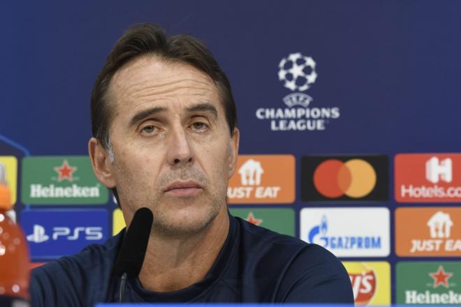 Julen Lopetegui, en la rueda de prensa previa al partido ante el Salzburgo (Foto: Kiko Hurtado).