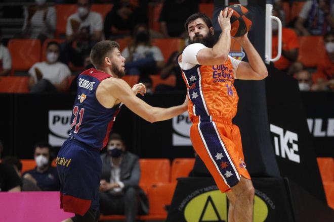 Valencia Basket afronta un duelo de máximo nivel con la visita del Baskonia