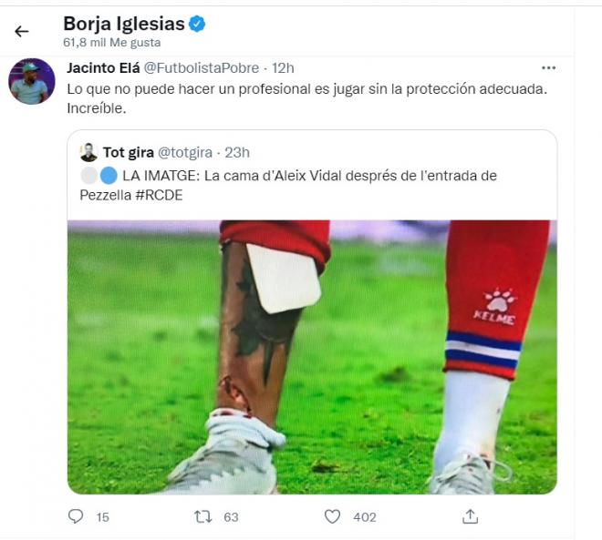 El 'me gusta' de Borja Iglesias en Twitter sobre las espinilleras de Aleix Vidal.