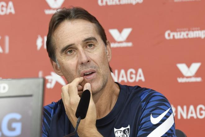 Lopetegui, en la rueda de prensa previa al partido ante el Valencia (Foto: Kiko Hurtado).