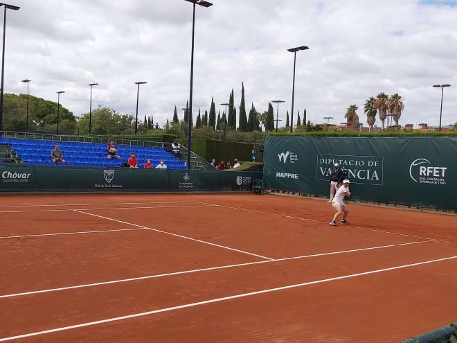Aliona Bolsova, Ángela Fita y María Gutiérrez avanzan a segunda ronda del Open Ciudad de Valenci